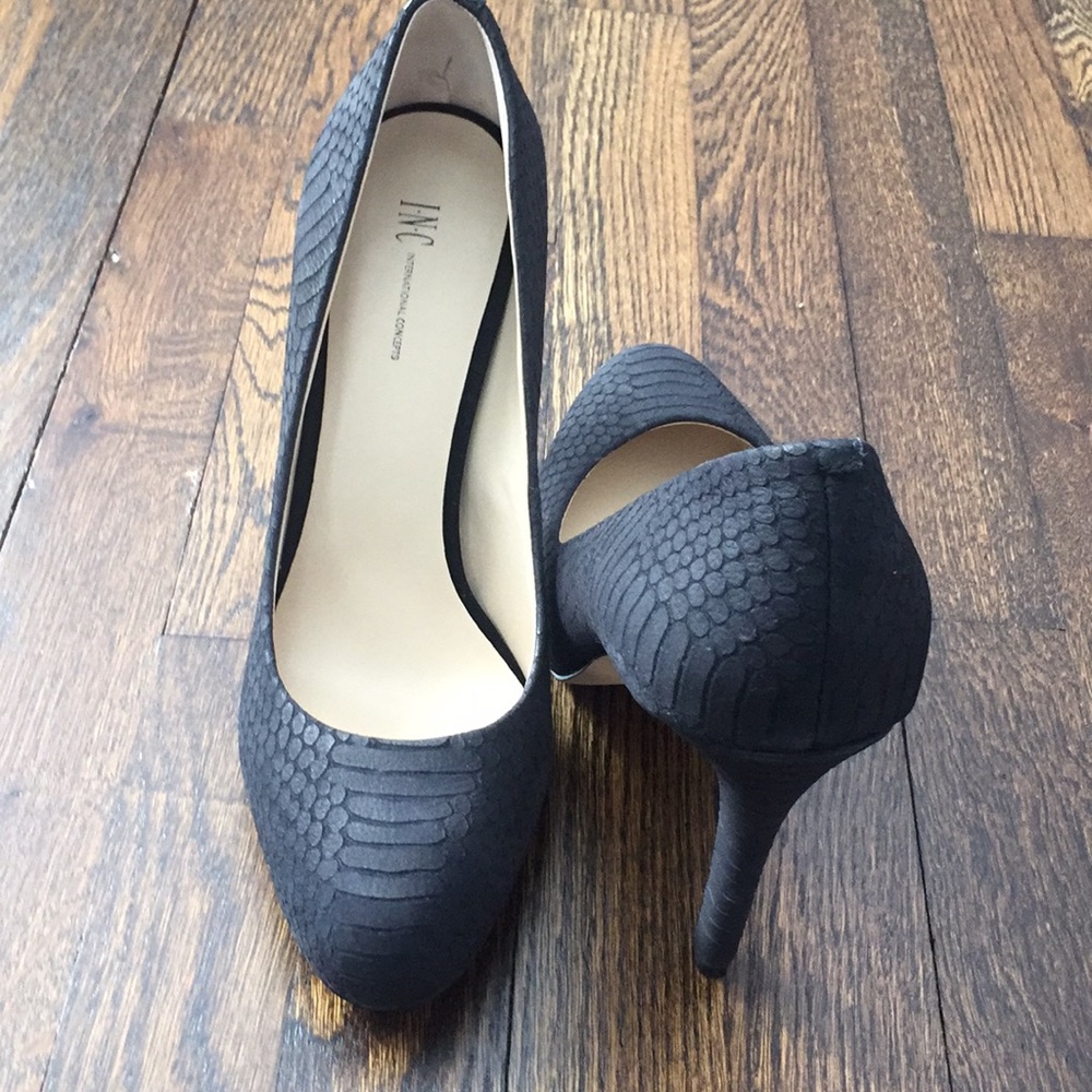 I.N.C shoes size 9.5